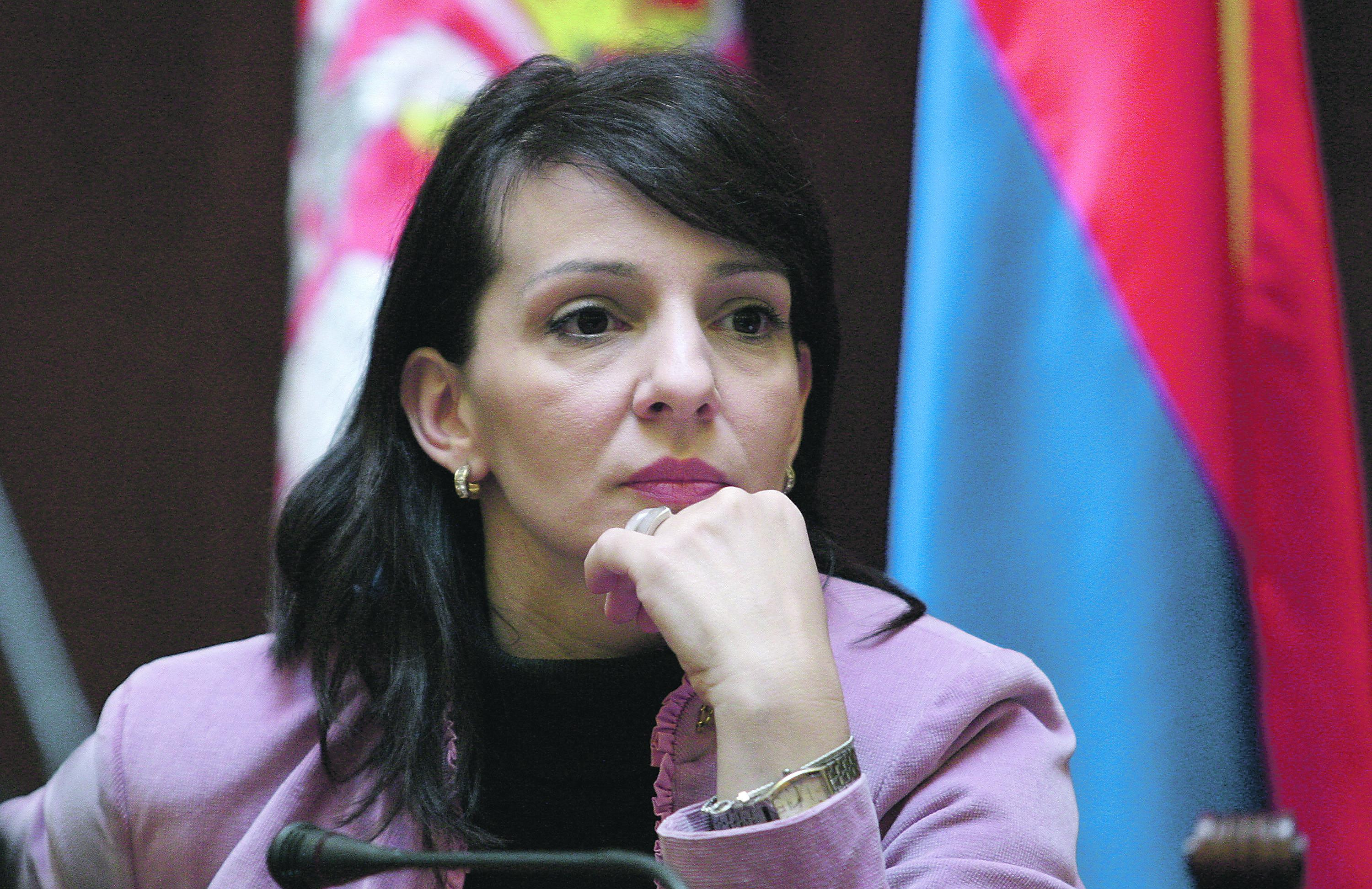 Đilasova Marinika Tepić može da slavi, Srbi su po njenom receptu osuđeni za “genocid”!